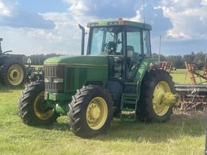1995 John Deere 7800 Image