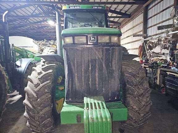 Image of John Deere 8100 equipment image 4