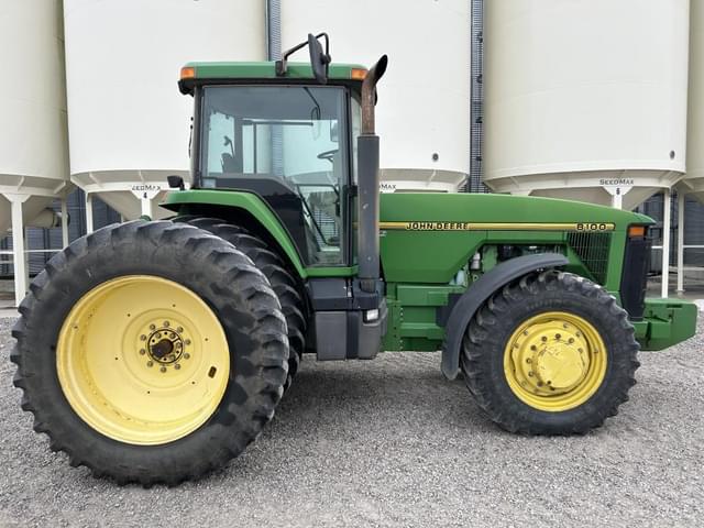Image of John Deere 8100 equipment image 3