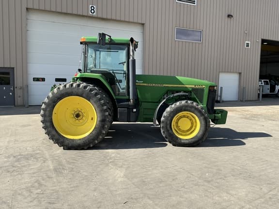 Image of John Deere 8100 equipment image 1