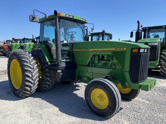 Main image John Deere 8100