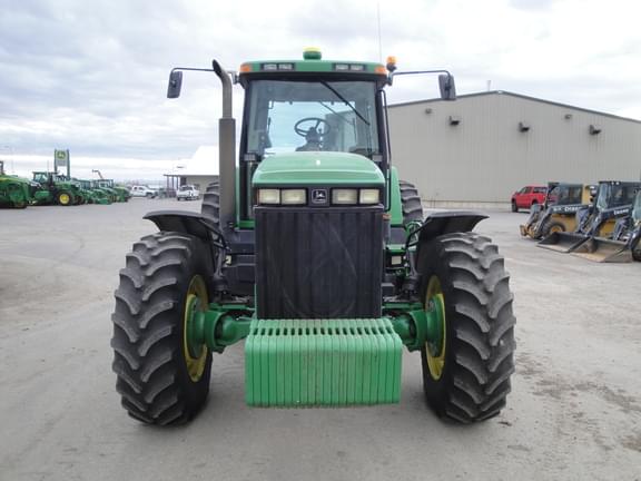 Image of John Deere 8100 equipment image 2