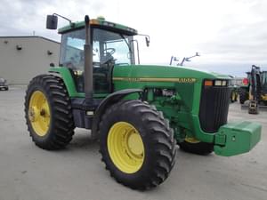 1995 John Deere 8100 Image