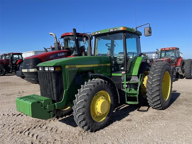 Image of John Deere 8200 equipment image 2