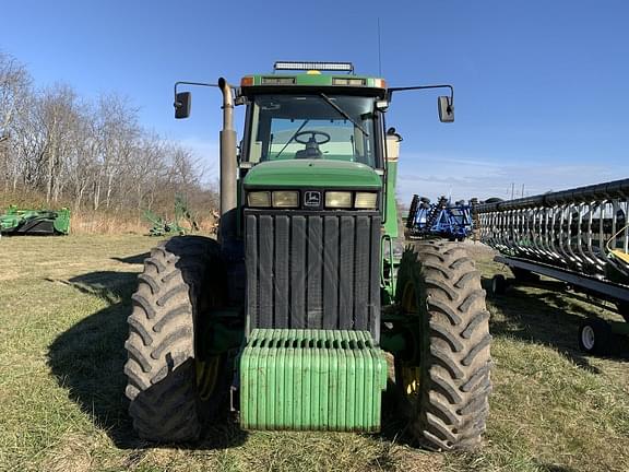 Image of John Deere 8300 equipment image 1