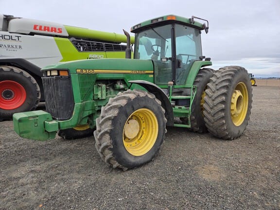 1995 John Deere 8300 Equipment Image0