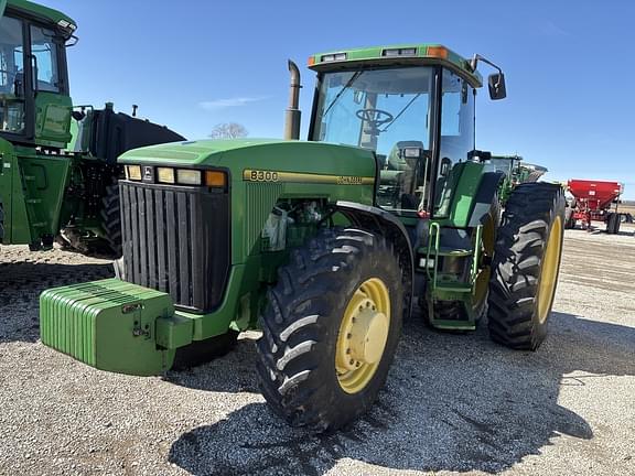 Image of John Deere 8300 equipment image 1