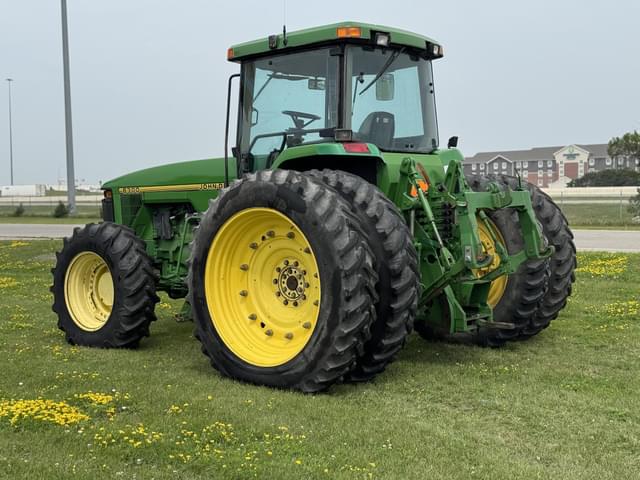 Image of John Deere 8300 equipment image 3