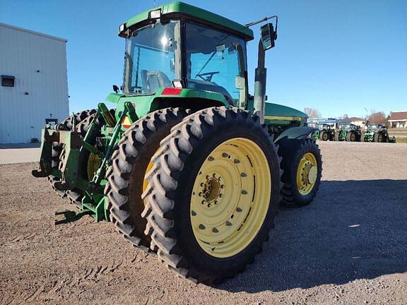 Image of John Deere 8300 equipment image 4