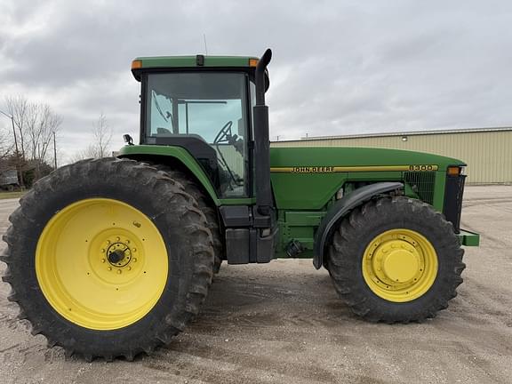 Image of John Deere 8300 equipment image 3