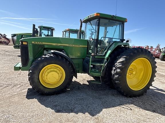 Image of John Deere 8300 equipment image 3