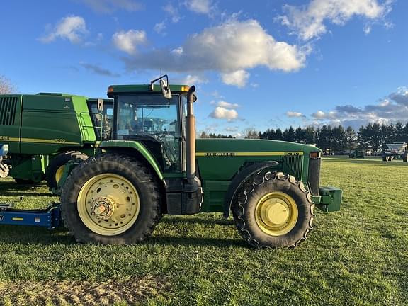 Image of John Deere 8300 equipment image 3