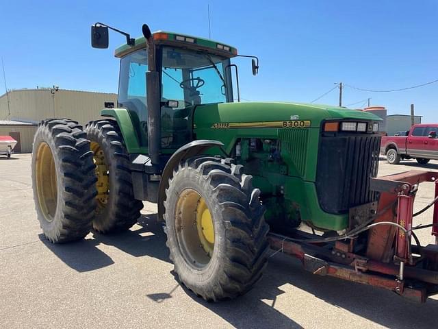 Image of John Deere 8300 equipment image 2