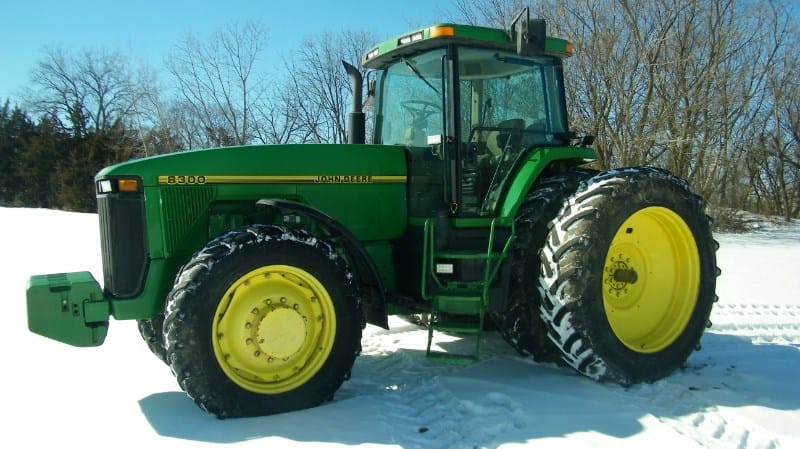 1995 John Deere 8300 Equipment Image0