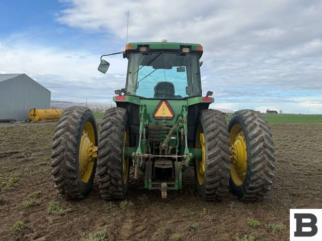 Image of John Deere 8300 equipment image 4