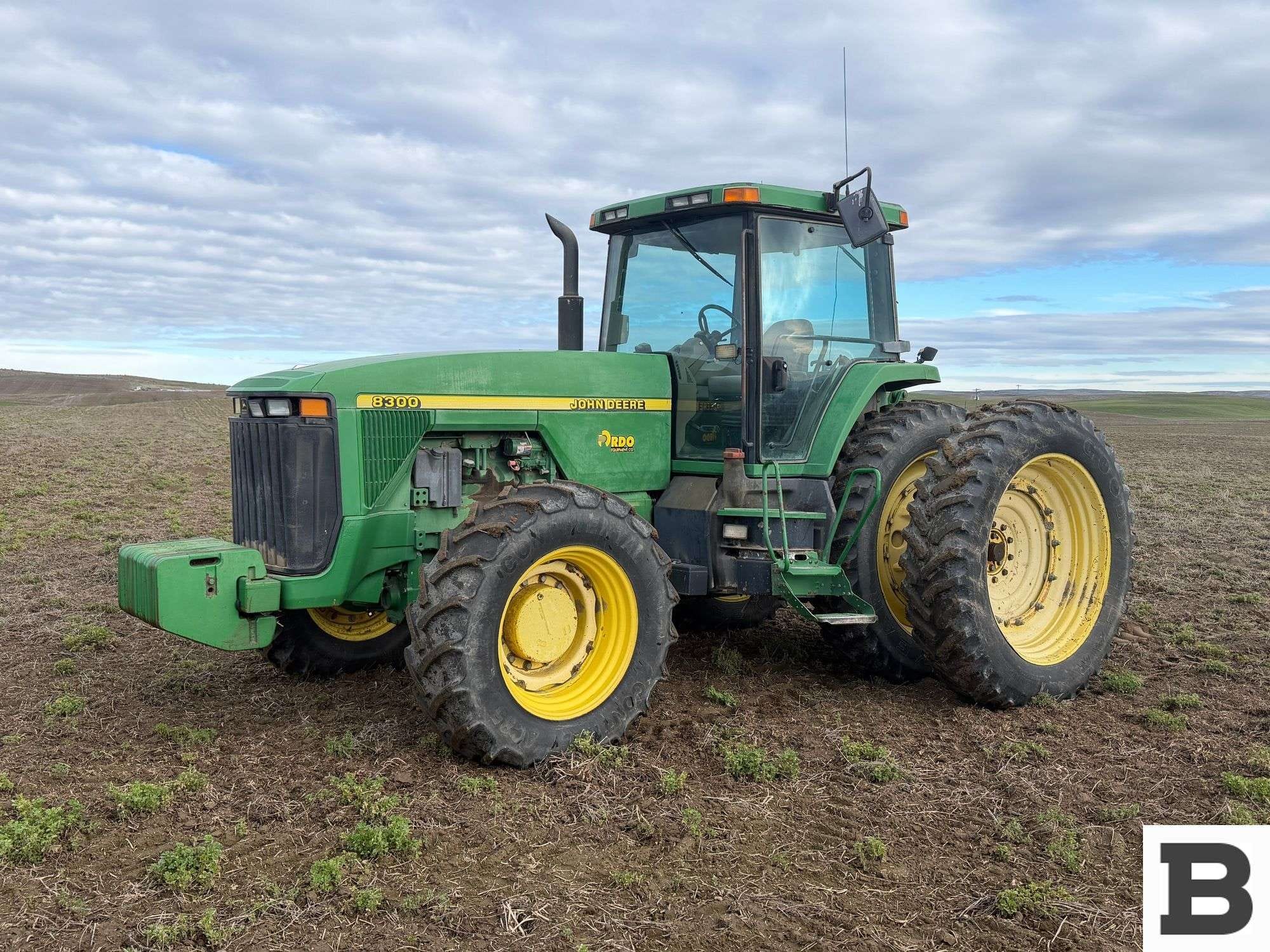 175 - 299 HP Tractors image