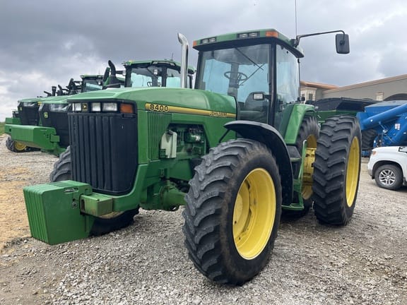 1995 John Deere 8400 Equipment Image0