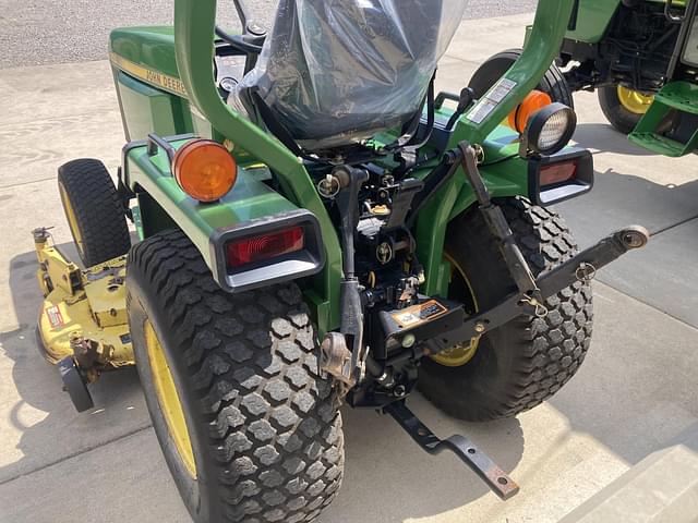 Image of John Deere 855 equipment image 4
