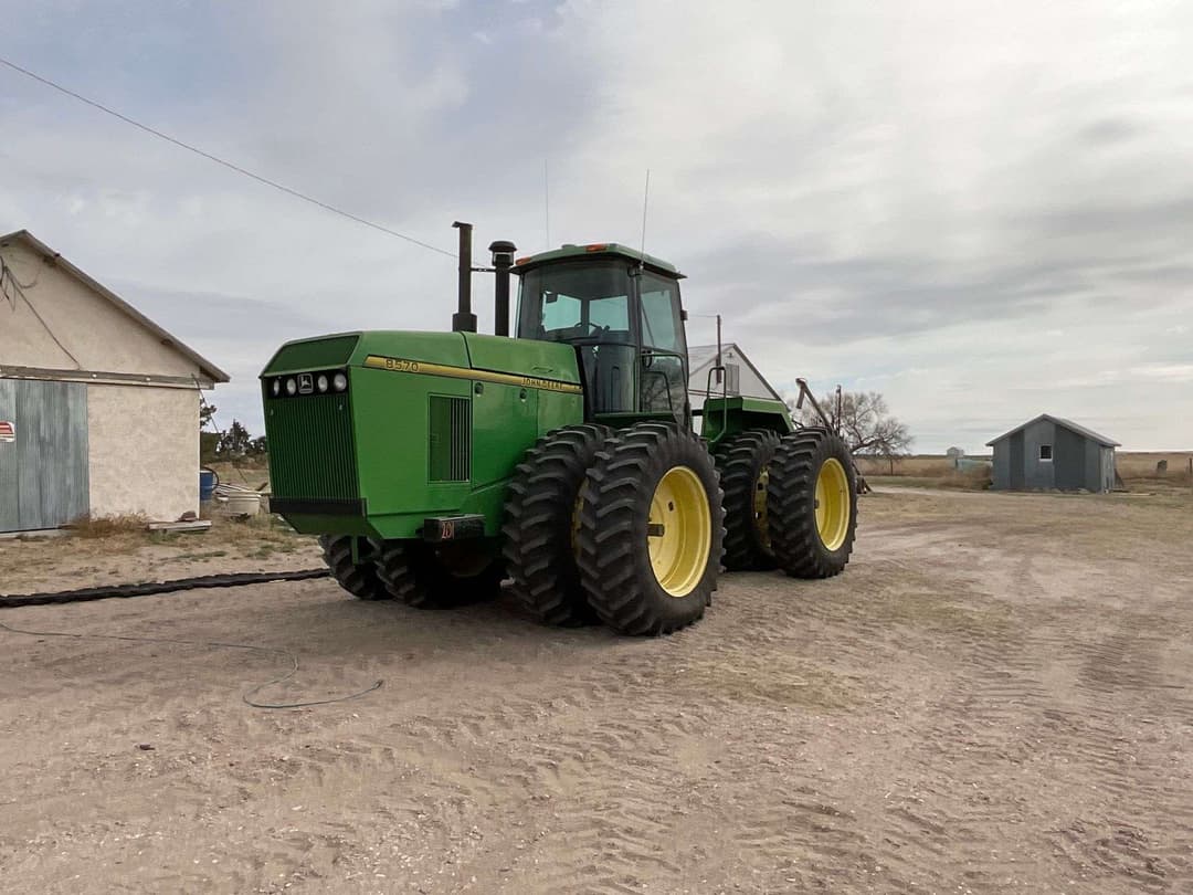 Image of John Deere 8570 Primary image