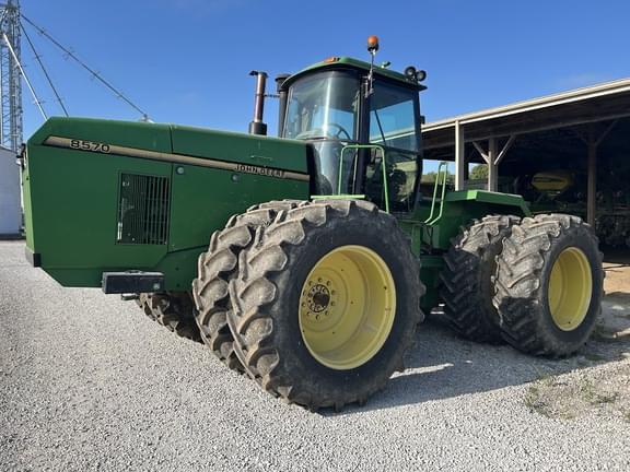 Image of John Deere 8570 Primary image