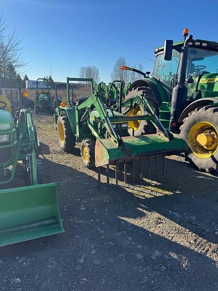 Image of John Deere 870 equipment image 2