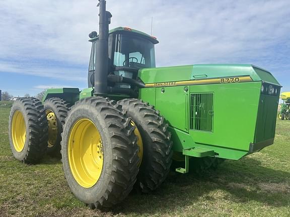 Image of John Deere 8770 Primary image