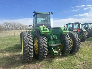 Main image John Deere 8770 10