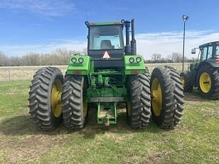 Main image John Deere 8770 22