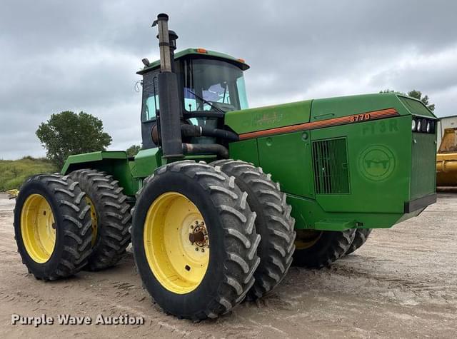 Image of John Deere 8770 equipment image 2