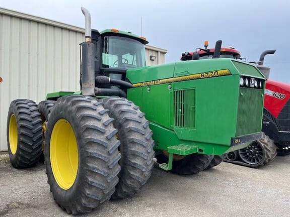 Main image John Deere 8770