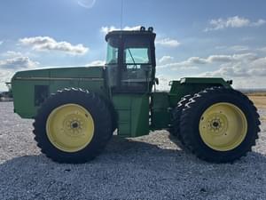 1995 John Deere 8770 Image