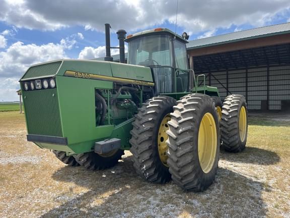 Image of John Deere 8770 equipment image 2