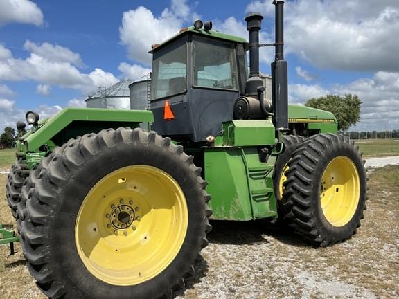 Image of John Deere 8770 equipment image 1