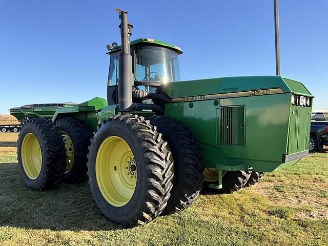 Image of John Deere 8770 equipment image 2