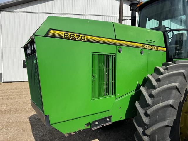 Image of John Deere 8870 equipment image 2