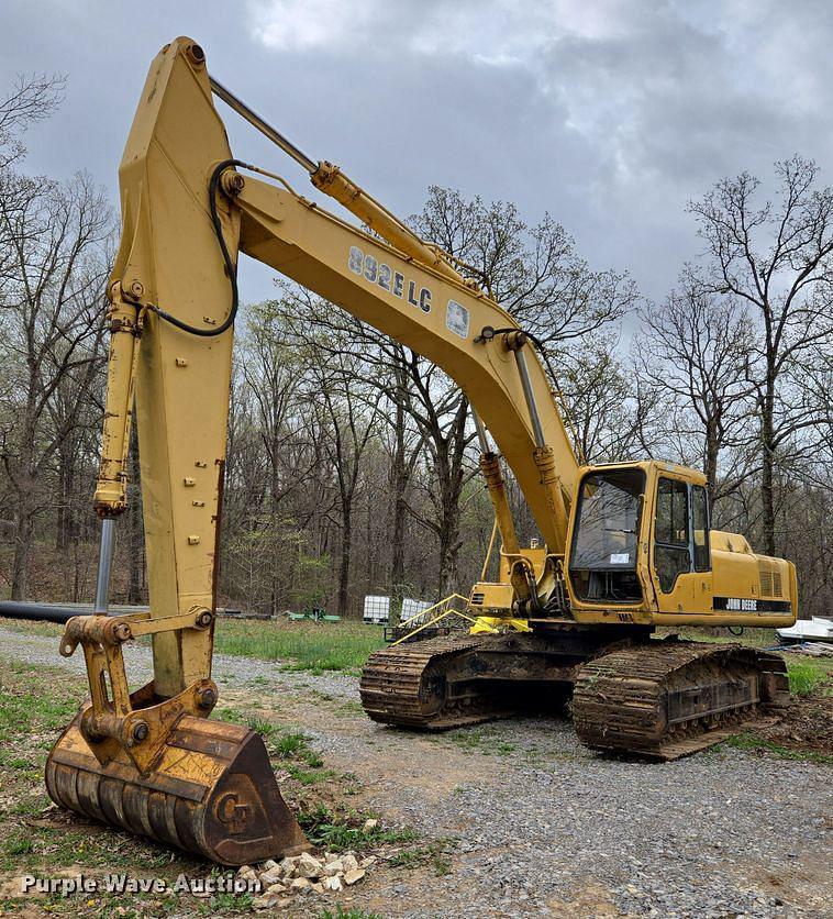 Image of John Deere 892ELC Primary image