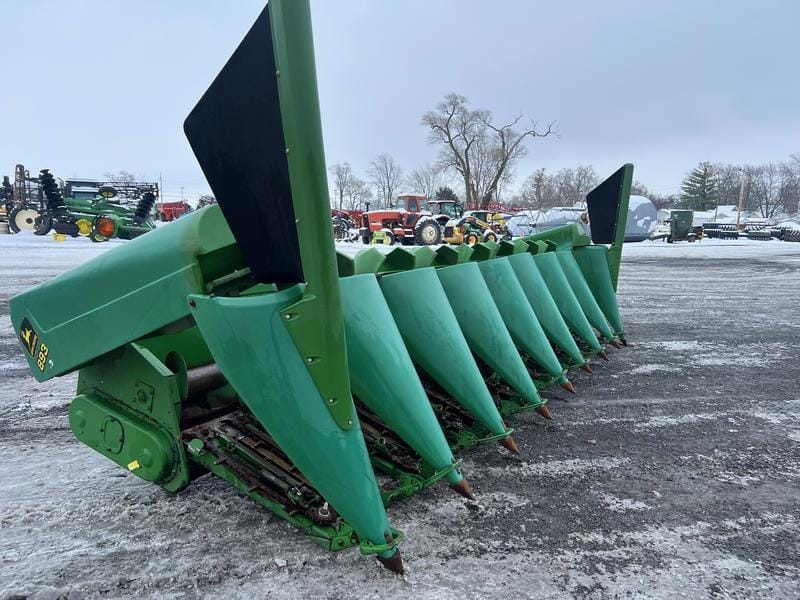 1995 John Deere 893 Equipment Image0