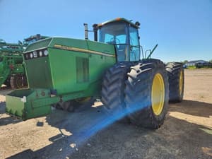 1995 John Deere 8970 Image