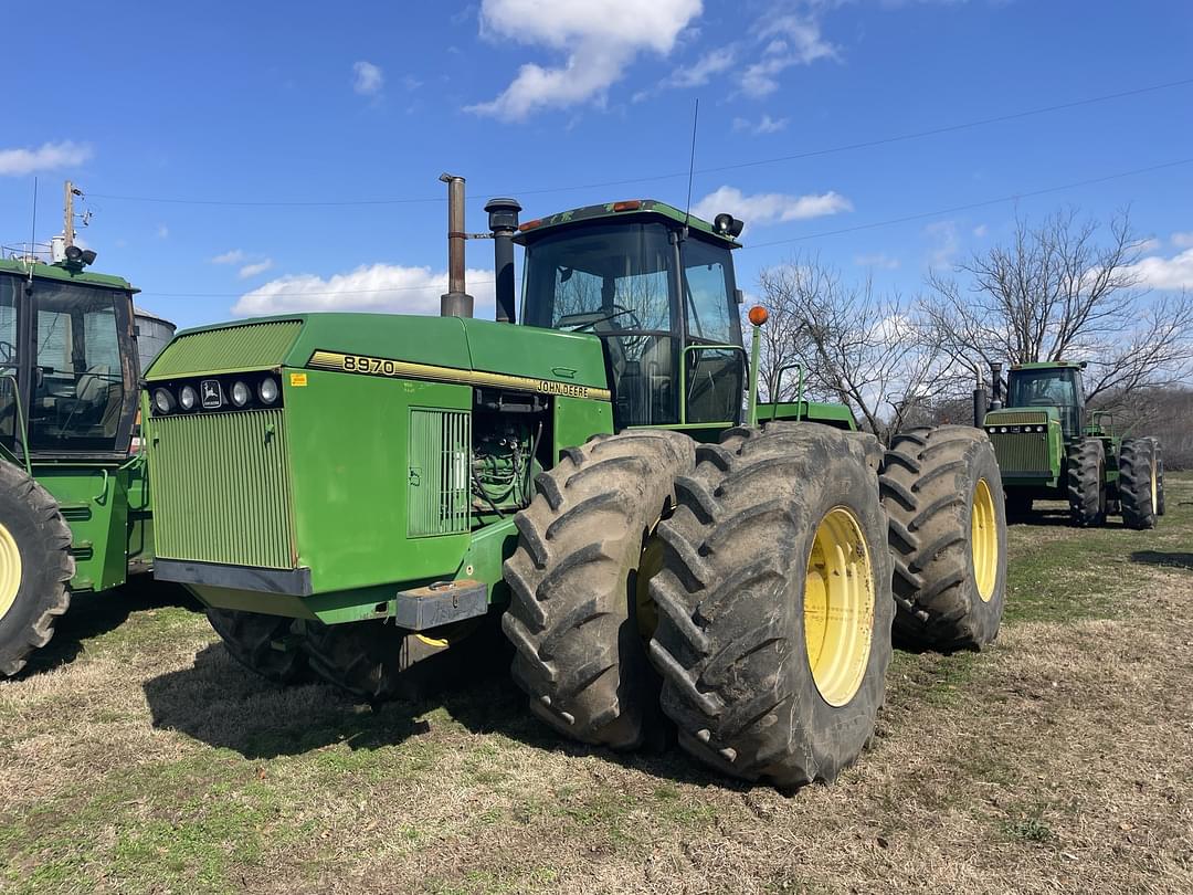 Image of John Deere 8970 Primary image