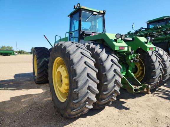 Image of John Deere 8970 equipment image 2