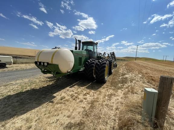 Image of John Deere 8970 equipment image 1