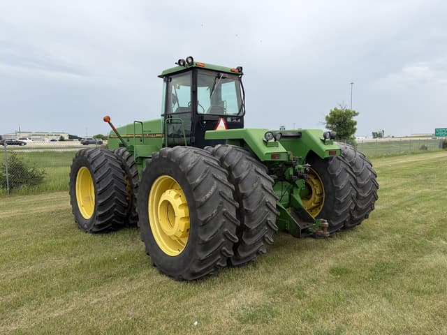 Image of John Deere 8970 equipment image 2