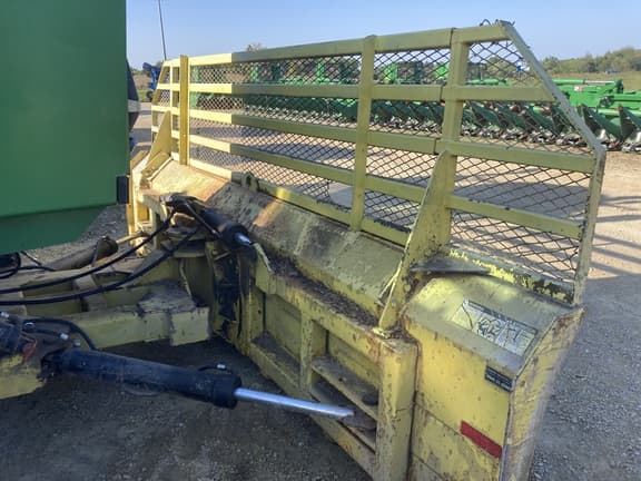 Image of John Deere 8970 equipment image 2