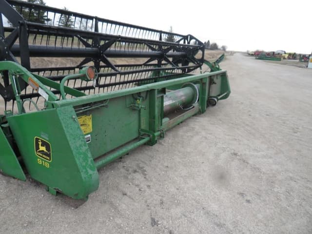 Image of John Deere 918 equipment image 4