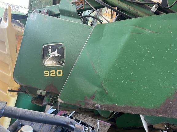 Image of John Deere 920 equipment image 3