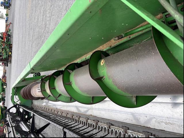 Image of John Deere 925 equipment image 3