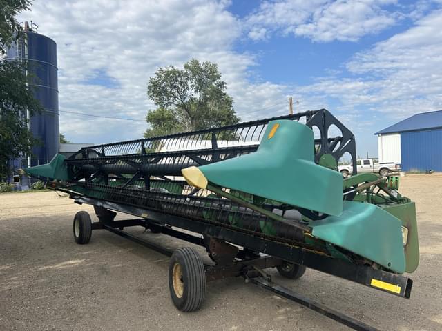 Image of John Deere 925 equipment image 2