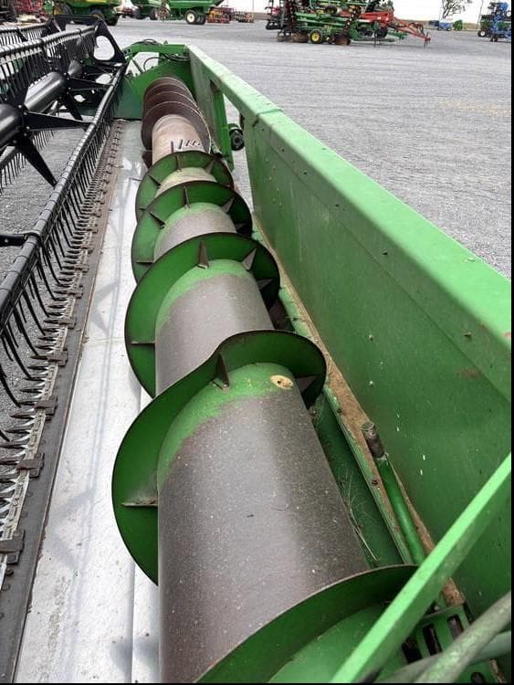 Image of John Deere 925 equipment image 3