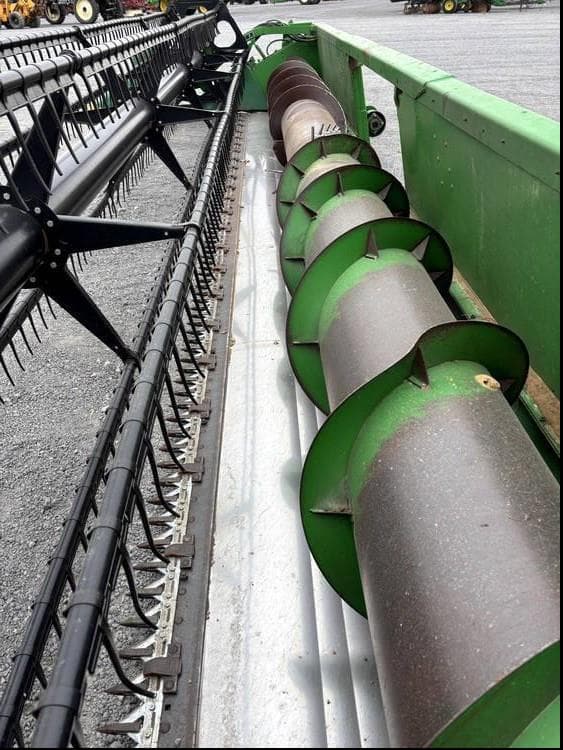 Image of John Deere 925 equipment image 2