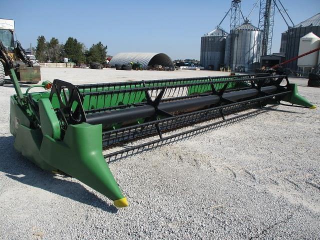 Image of John Deere 925F equipment image 2